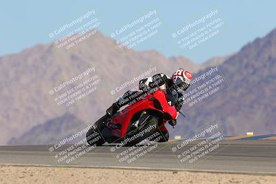 media/Oct-01-2023-SoCal Trackdays (Sun) [[4c570cc352]]/Turn 9 Set 1 (950am)/